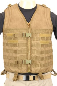 The Mission Convertible Vest in Coyote